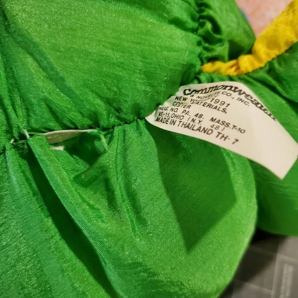 Commonwealth Hot Puffs Vintage Parrot Stuffed Animal 20